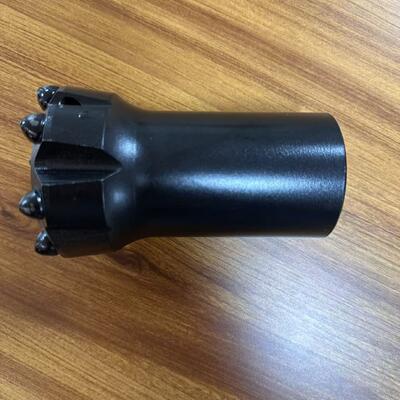 64mm T38 थ्रेड बटन बिट विस्फोट और चूना पत्थर और संगमरमर खनन के लिए
